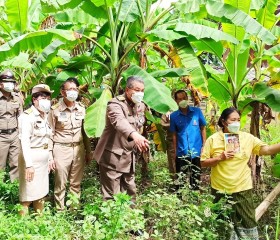 นายพลากร สุวรรณรัฐ องคมนตรี ร่วมกับมูลนิธิราชประชานุเคราะห์ ... พารามิเตอร์รูปภาพ 5